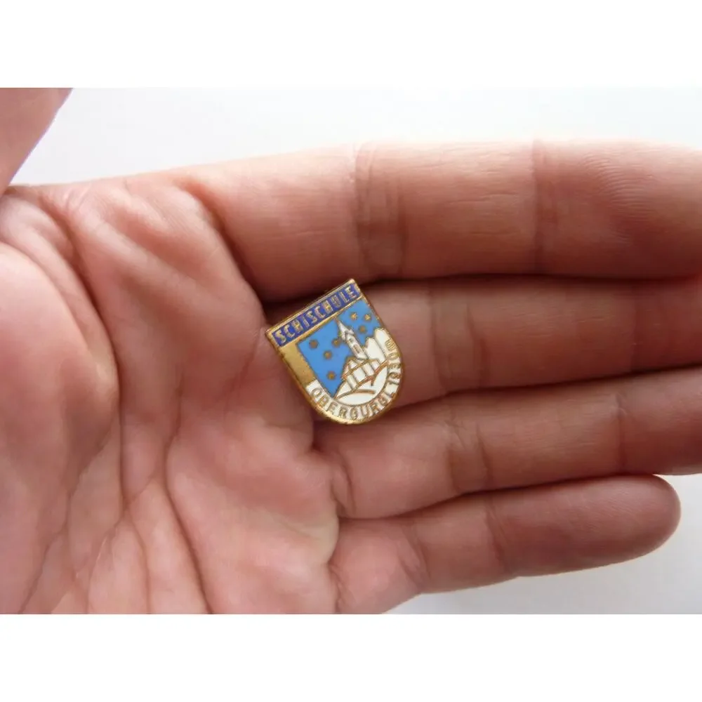 Vintage Schischule Obergurgl Ski School Hat Pin 1930m Austria Enamel Badge